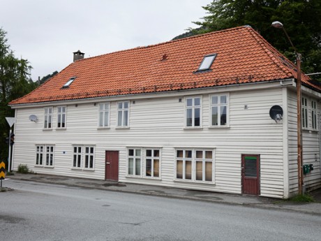 Hølleland Holding AS Sandviksvei 55